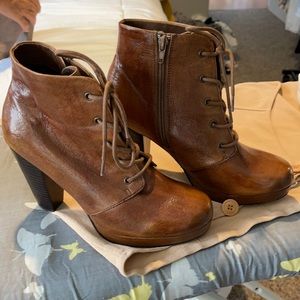 Steve Madden booties worn once